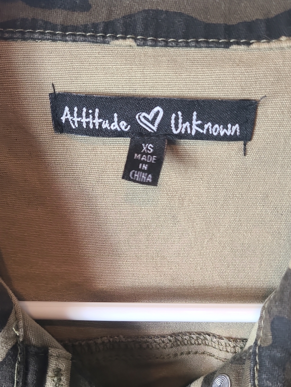 Attitude Unknown Camo Jacket XS. New With Tags. - Picture 3 of 4